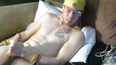 bigwhitemale  24-01-2022